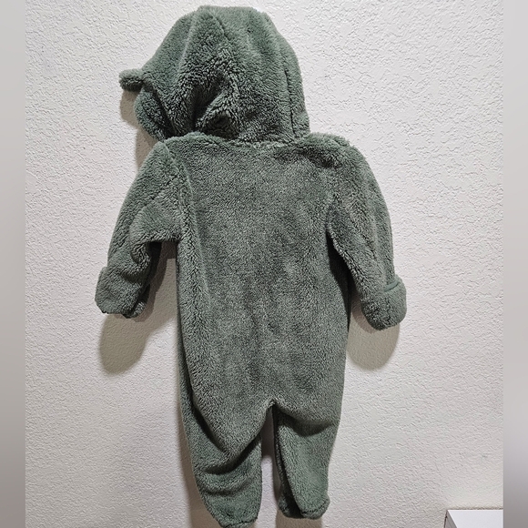 Eddie Bauer Kids Boy Girl Infant Green Fleece Soft Plush Onsie Footed Si… - Picture 2 of 10